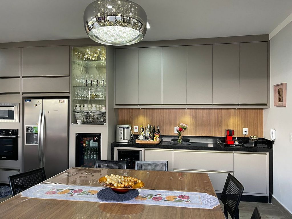 58f1e6_44fdf585fa67452eb69beebf089eecde_mv2