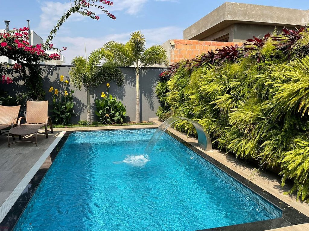 58f1e6_98271aa7bdaf4b19b19be545330abbff_mv2